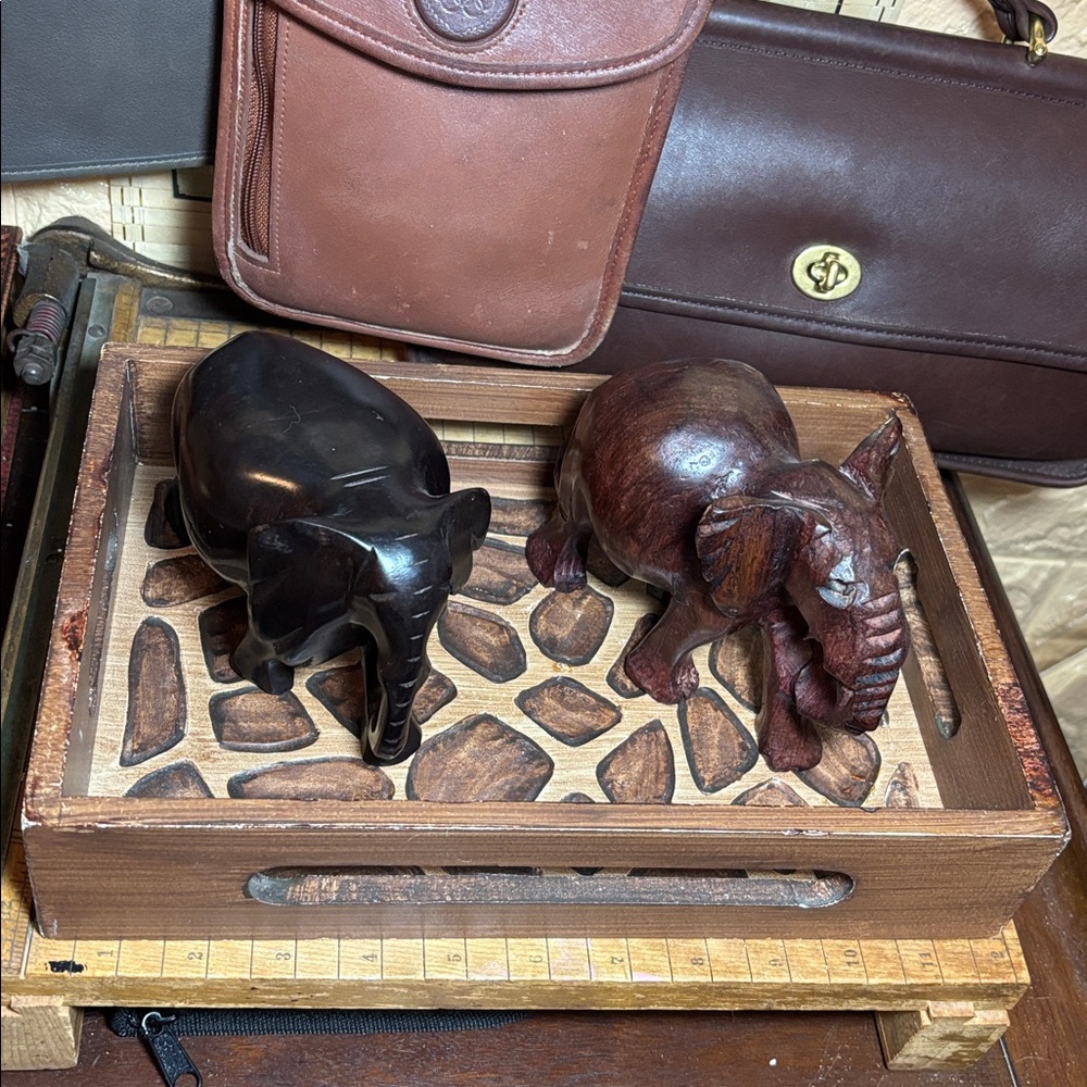 2 Exotic Wood Elephants and Giraffe Spot Tray Decor Wild African Safari Earthy